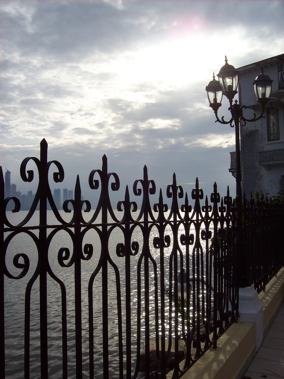 Sztuka obróbki metalu w Bolesławcu: tradycja spotyka nowoczesność